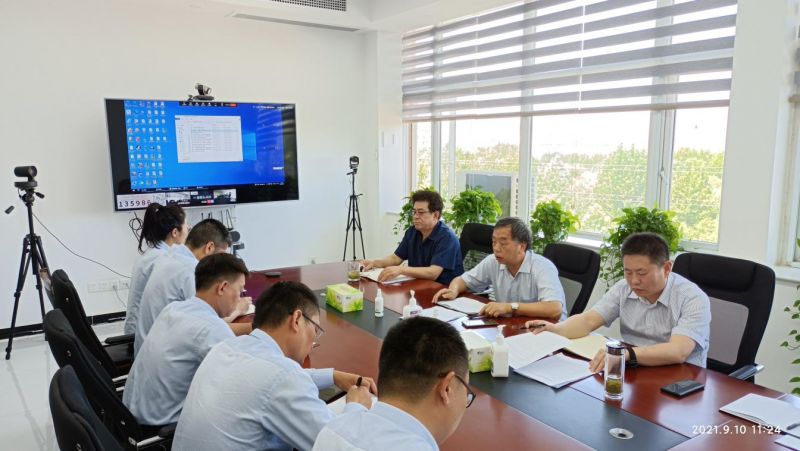 
				   
					黃河同力、騰躍同力黨委召開(kāi)9月份支部書記例會(huì)  布置開(kāi)展“大干四個(gè)月 沖刺年目標(biāo)”主題黨日活動(dòng)
				 